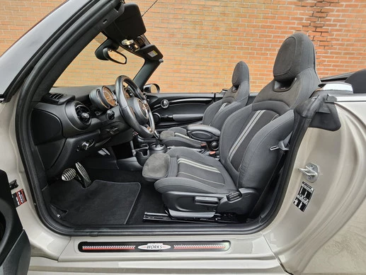MINI Cooper S Cabrio - Afbeelding 3 van 30