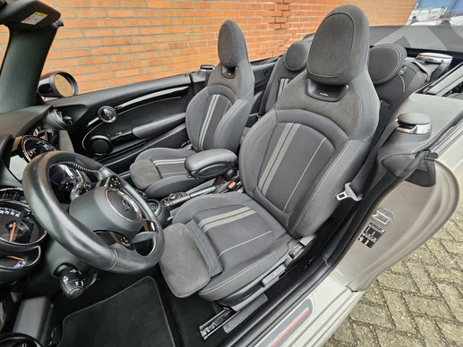 MINI Cooper S Cabrio - Afbeelding 4 van 30