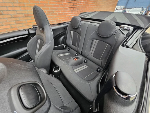 MINI Cooper S Cabrio - Afbeelding 5 van 30