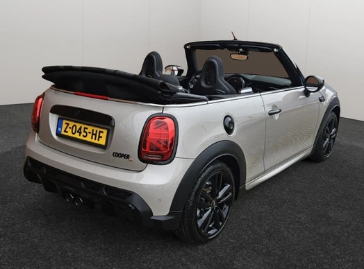 MINI Cooper S Cabrio - Afbeelding 28 van 30