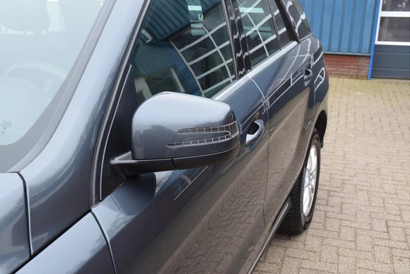 Mercedes-Benz M-Klasse - Afbeelding 11 van 14