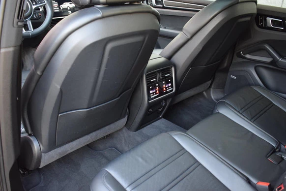 Porsche Cayenne - Afbeelding 18 van 30