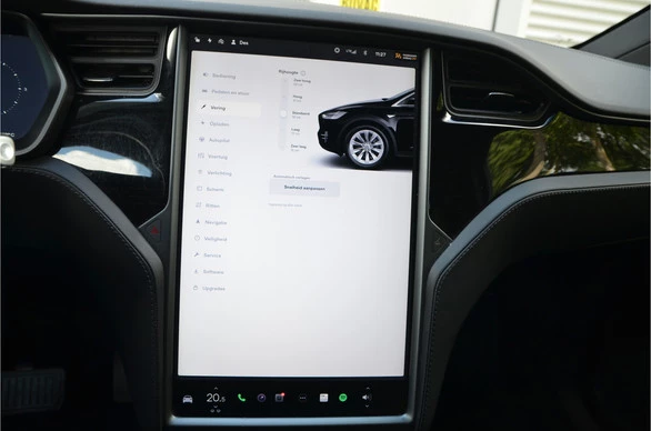 Tesla Model X - Afbeelding 22 van 30