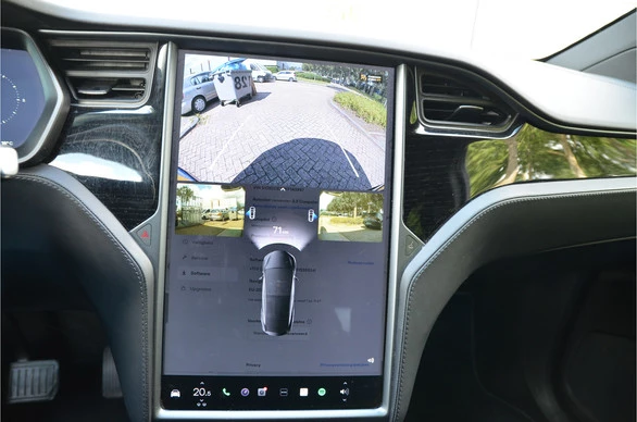 Tesla Model X - Afbeelding 25 van 30