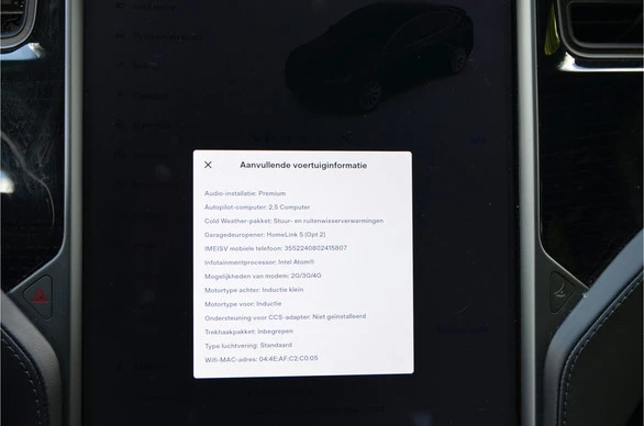 Tesla Model X - Afbeelding 27 van 30