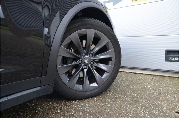 Tesla Model X - Afbeelding 4 van 30