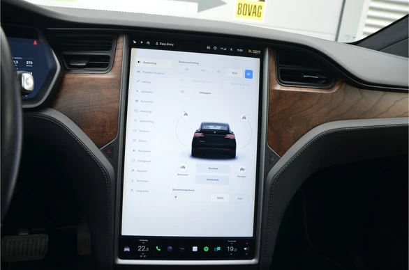 Tesla Model X - Afbeelding 21 van 30