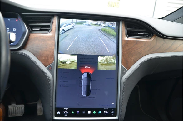 Tesla Model X - Afbeelding 26 van 30