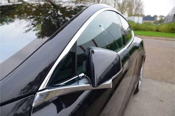 Tesla Model S - Afbeelding 28 van 30