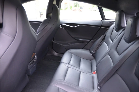 Tesla Model S - Afbeelding 12 van 30