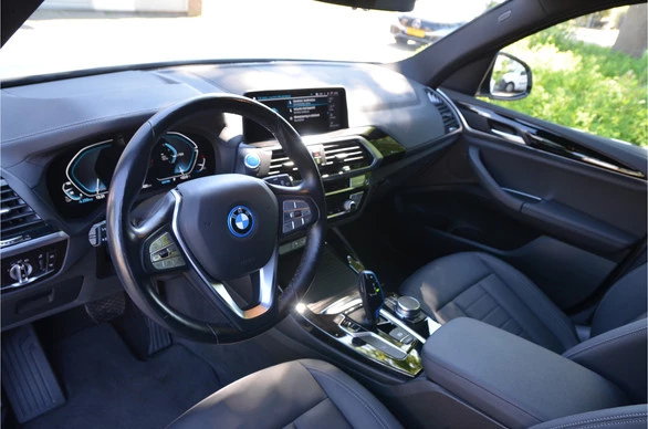 BMW iX3 - Afbeelding 10 van 30
