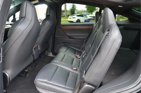 Tesla Model X - Afbeelding 13 van 30