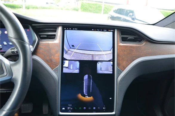 Tesla Model X - Afbeelding 25 van 30