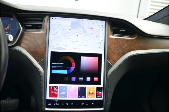 Tesla Model X - Afbeelding 28 van 30