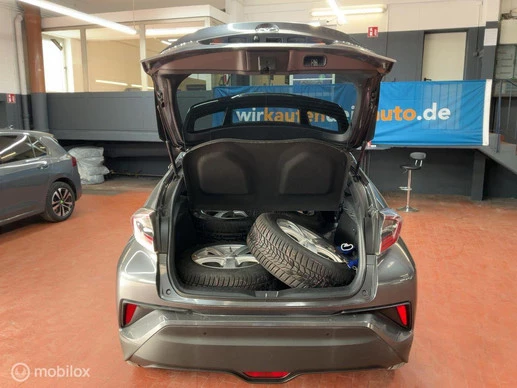 Toyota C-HR - Afbeelding 16 van 19