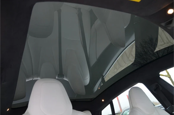 Tesla Model S - Afbeelding 2 van 30