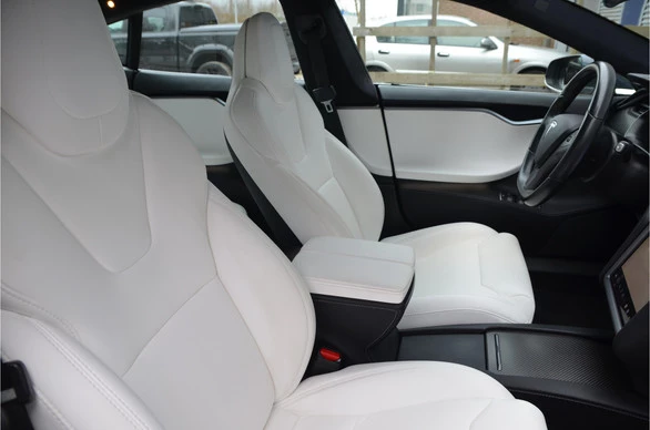 Tesla Model S - Afbeelding 3 van 30