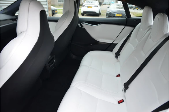Tesla Model S - Afbeelding 12 van 30