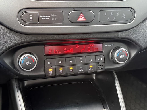 Kia Carens - Afbeelding 19 van 30