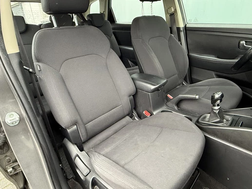 Kia Carens - Afbeelding 27 van 30