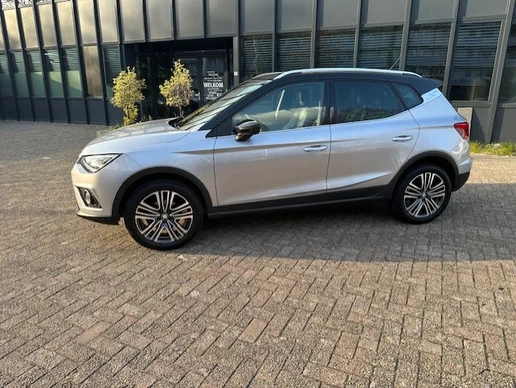SEAT Arona - Afbeelding 2 van 30