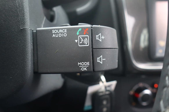 Dacia Logan - Afbeelding 18 van 30