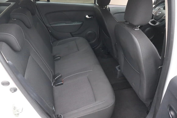 Dacia Logan - Afbeelding 24 van 30