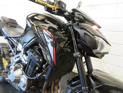 Kawasaki Z900 - Afbeelding 5 van 15