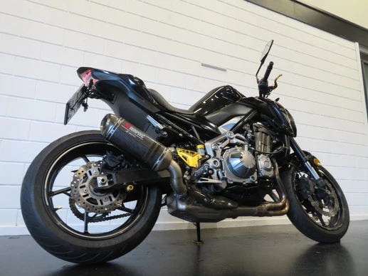 Kawasaki Z900 - Afbeelding 14 van 15