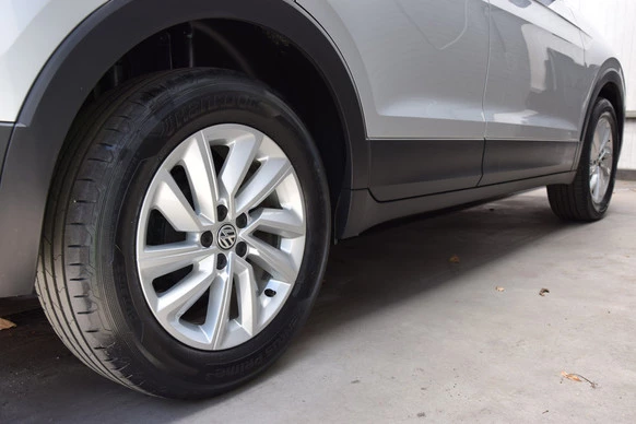 Volkswagen T-Cross - Afbeelding 28 van 30