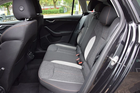 Škoda Scala - Afbeelding 8 van 30