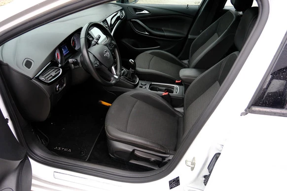Opel Astra - Afbeelding 2 van 30