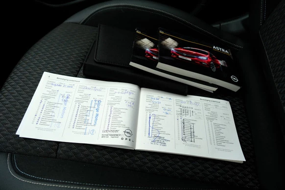 Opel Astra - Afbeelding 18 van 30