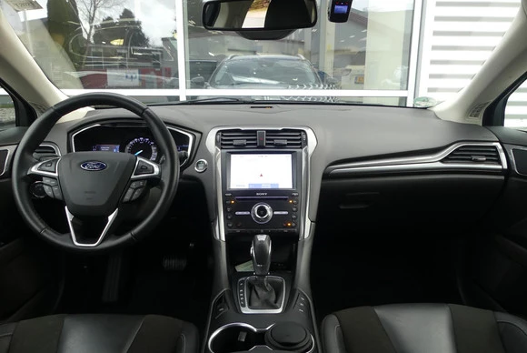 Ford Mondeo - Afbeelding 26 van 30