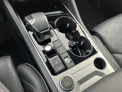 Volkswagen Touareg - Afbeelding 12 van 30