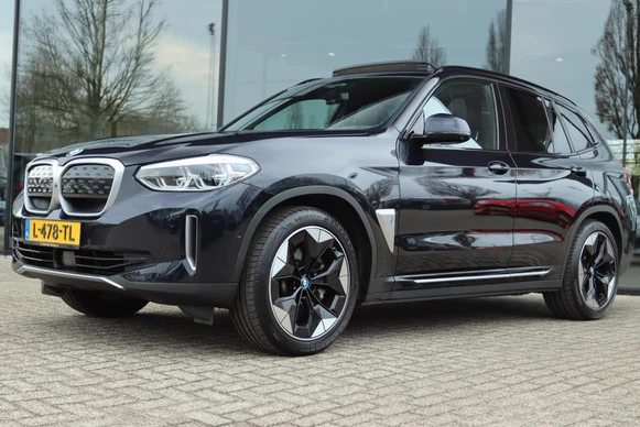 BMW iX3 - Afbeelding 1 van 30