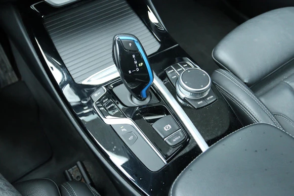 BMW iX3 - Afbeelding 29 van 30