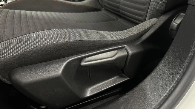 Peugeot 2008 - Afbeelding 23 van 30