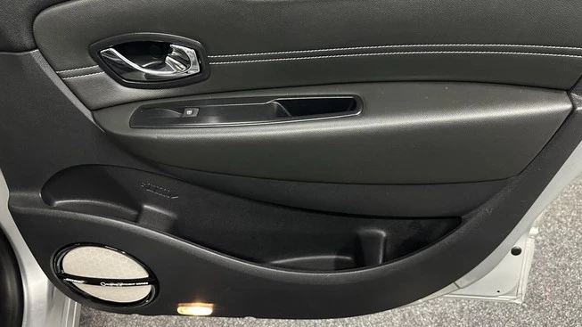 Renault Scénic - Afbeelding 17 van 30