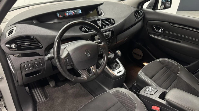 Renault Scénic - Afbeelding 23 van 30