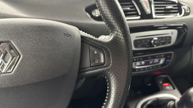 Renault Scénic - Afbeelding 29 van 30