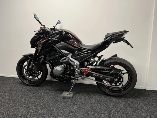 Kawasaki Z900 - Afbeelding 13 van 20