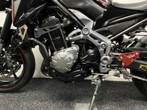 Kawasaki Z900 - Afbeelding 15 van 20