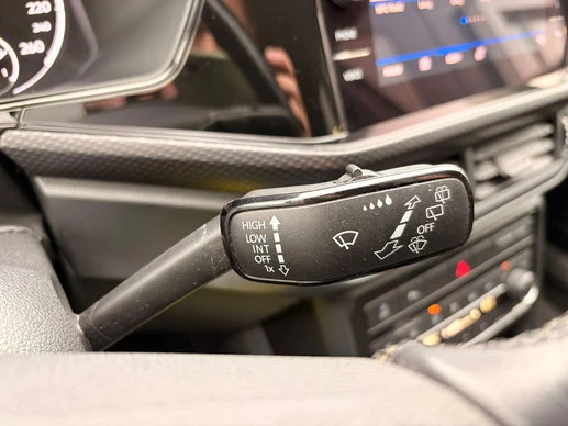 Volkswagen T-Cross - Afbeelding 25 van 30