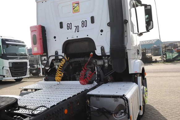 Mercedes-Benz Actros - Afbeelding 9 van 21