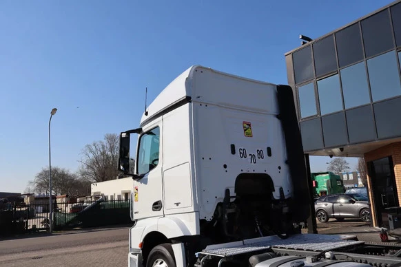 Mercedes-Benz Actros - Afbeelding 12 van 19