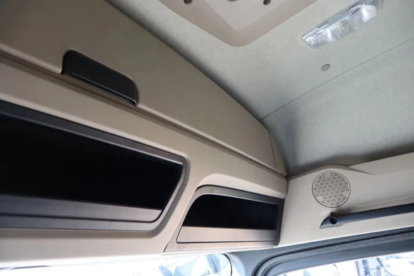 Mercedes-Benz Actros - Afbeelding 18 van 19