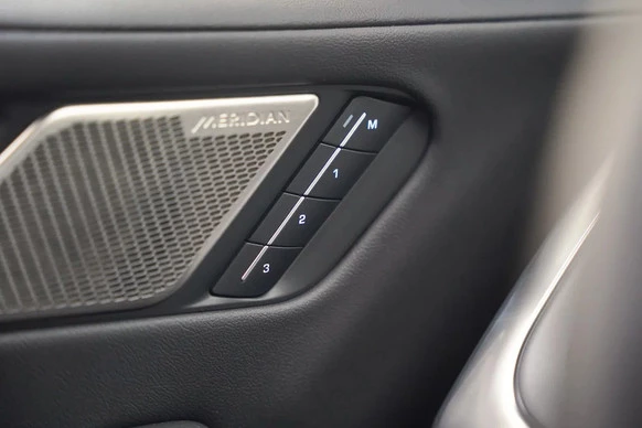 Jaguar I-PACE - Afbeelding 11 van 30