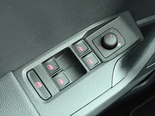 SEAT Arona - Afbeelding 26 van 30