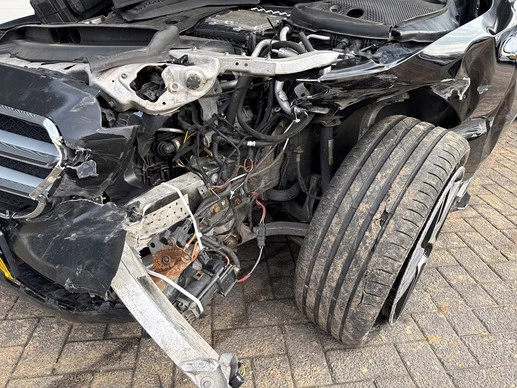 Mercedes-Benz E-Klasse - Afbeelding 25 van 28